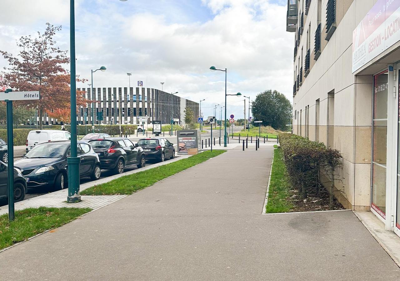 Studio Montevrain Rer Exterior photo